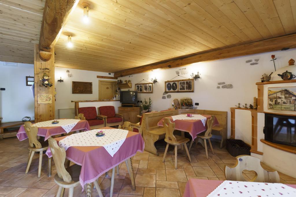 Agritur Manoncin Villa Daone Exterior photo