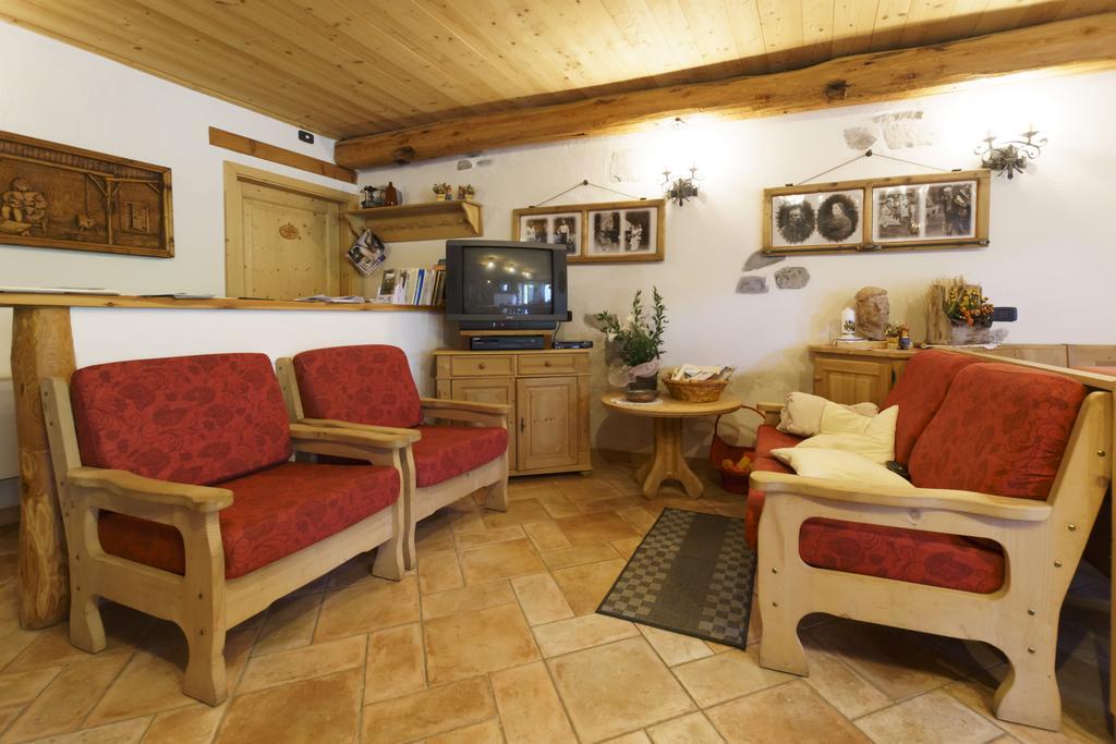 Agritur Manoncin Villa Daone Exterior photo