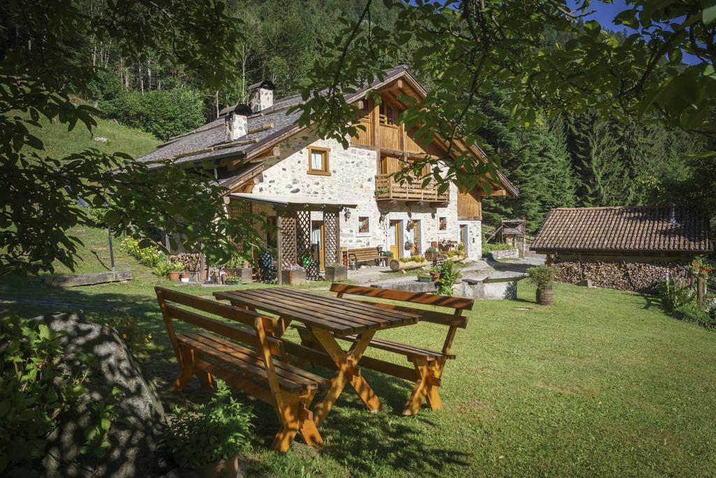 Agritur Manoncin Villa Daone Exterior photo